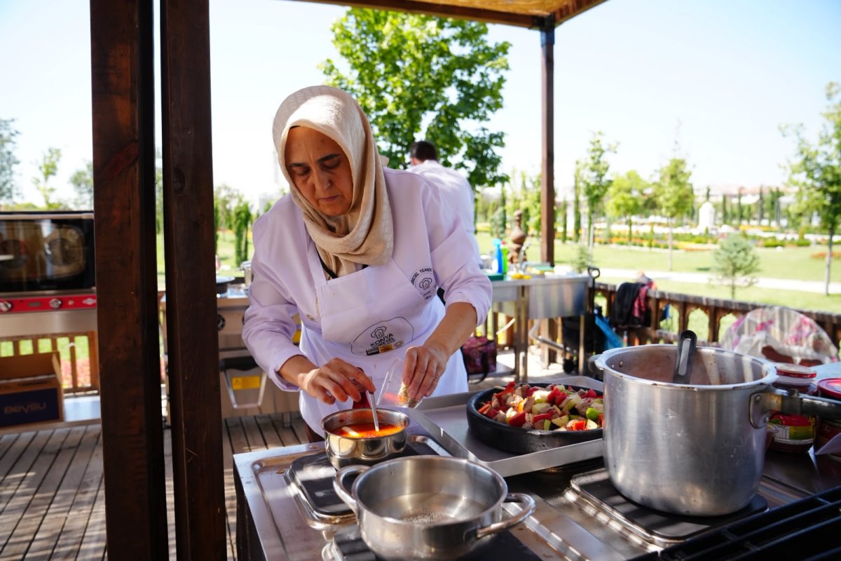 Konya Yöresel Yemek Yarışması Lezzet Dolu Finalle Tamamlandı - 14