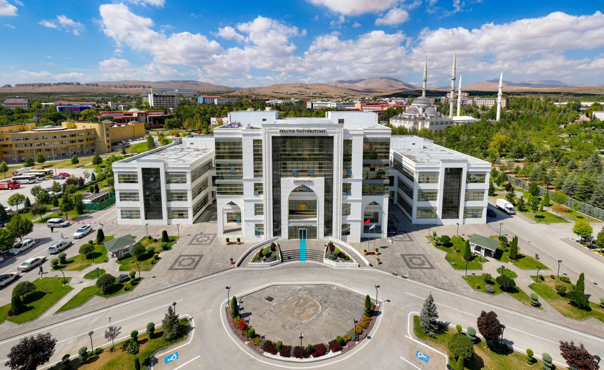 Selçuk Üniversitesi Sağlık ve Destek Personeli Alıyor
