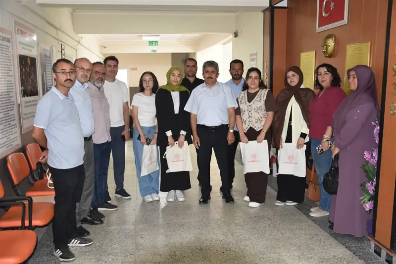 YKS 2026'da Derece Alan Öğrenciler Çumra İlçe Milli Eğitim Müdürünü Ziyaret Etti