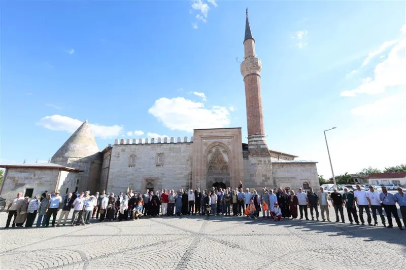 Konya Kültür Turları Emeklileri Bir Araya Getiriyor