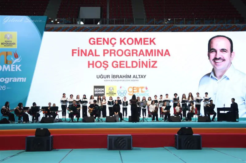 Başkan Altay Genç KOMEK Kapanış Programında Öğrencilerle Buluştu