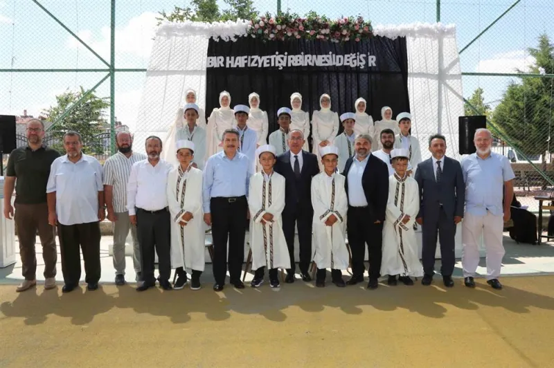Meram Yavuz Sultan Selim İmam Hatip Ortaokulunda Hafizlik Toren