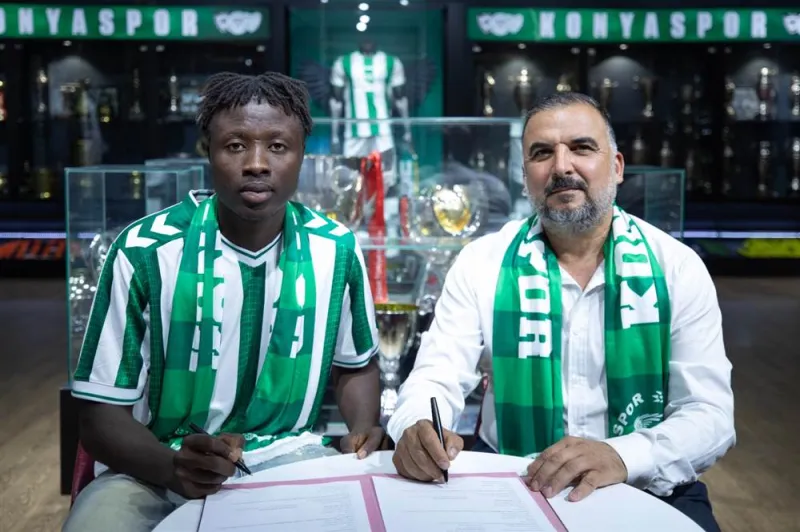 Konyaspor Fildişi Sahili ve Gineli Dört Genç Futbolcuyu Renklerine Bağladı