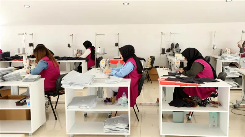 Konya Modelinde Kadın Emeği Üretime Dönüşüyor