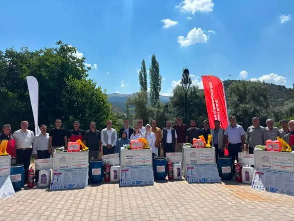 Ceviz Üreticilerine Malzeme Desteği Verildi
