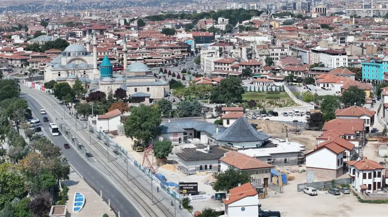 Mevlana Türbesi Arkasındaki Kentsel Yenileme Çalışmaları Sürüyor