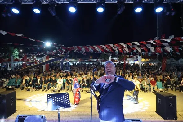 Çumra Çatalhöyük Kavun Festivali’nde İlk Günü Coşkuyla Tamamlandı