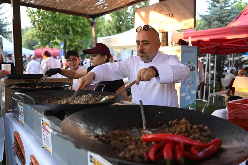 4. Konya GastroFest, Yüz Binlerce Ziyaretçinin Katılımıyla Tamamlandı