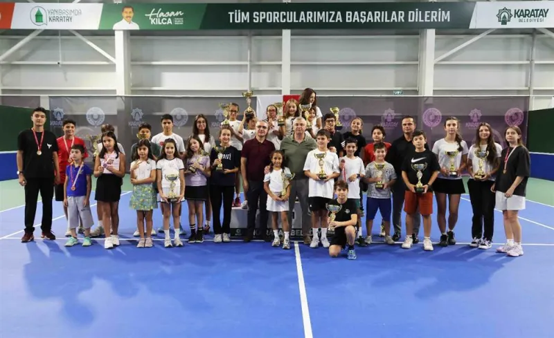 Karatay’daki Tenis Turnuvası Final ve Ödül Töreniyle Tamamlandı