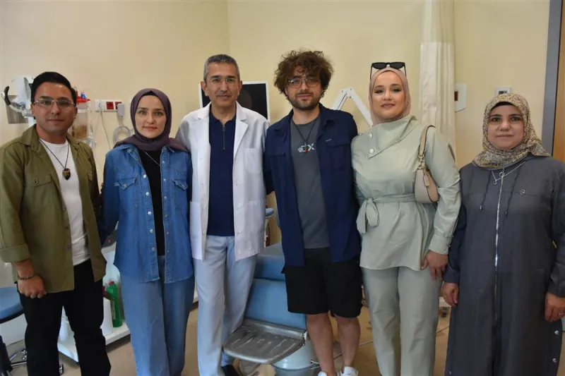 Doğuştan işitme engelli kardeşlerin sessizliği  23 ve 24 yaşlarında sona erdi