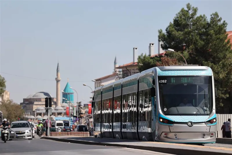 Konya’da Üniversiteye Yeni Kayıt Yaptıran Öğrencilere 7 Günlük Ücretsiz Ulaşım