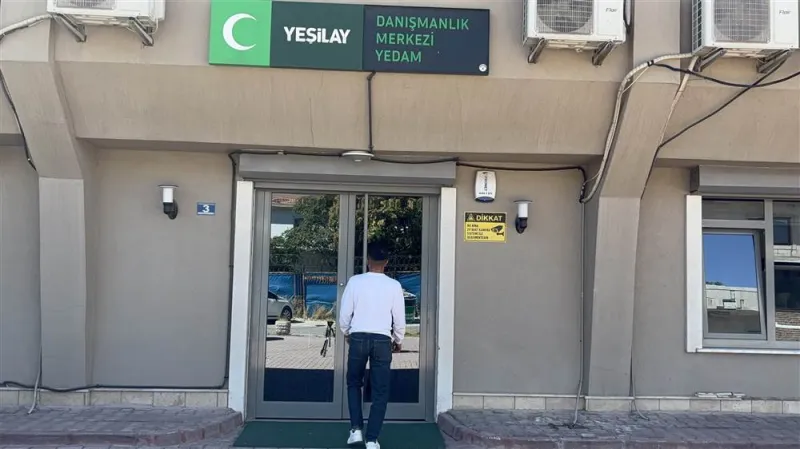 Arkadaşlarının "bir kereden bir şey olmaz" sözüyle başladığı bağımlılıktan Yeşilay sayesinde kurtuldu