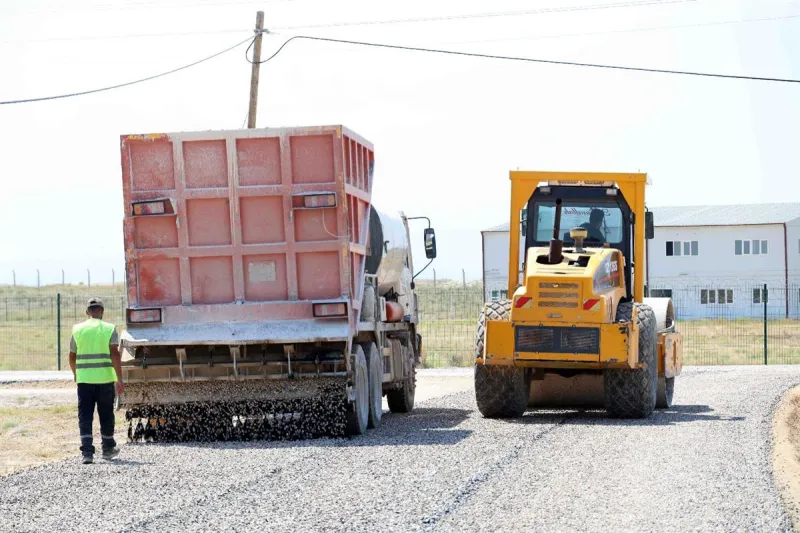 Başak, Kızören ve Küçükkumköprü’de Yollar Yenilendi