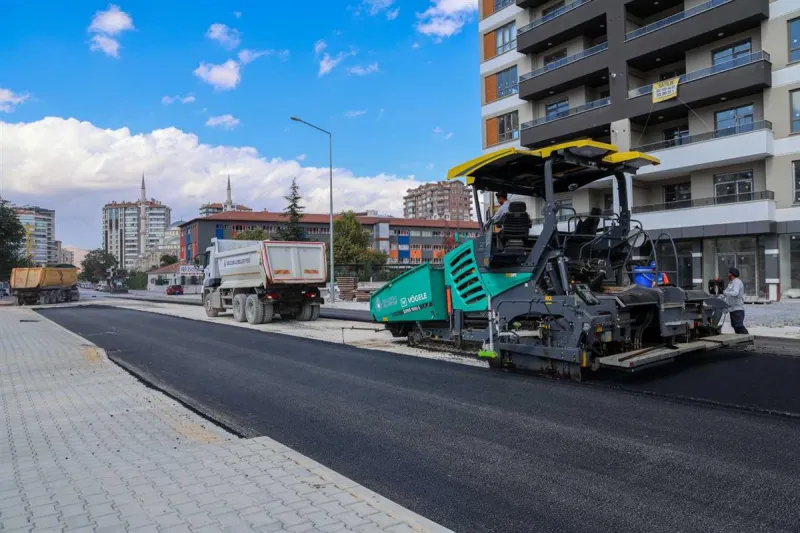 Kılıçarslan Mahallesi’nde 2 bin 400 ton asfalt çalışması