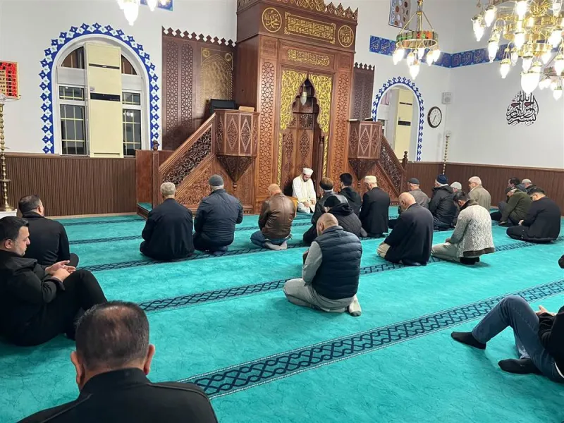 Yeşil Cami’de Sabah Namazı Buluşması Düzenlendi