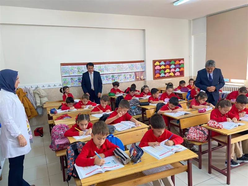 Çumra İlçe Milli Eğitim Müdürü Altunyaldız  Okulları Ziyaret Etti