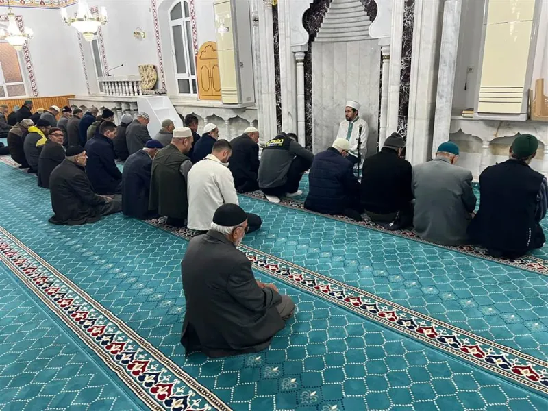 Okçu Camii’nde Sabah Namazı Buluşması Düzenlendi