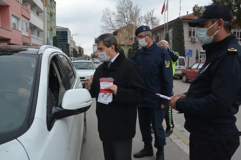 ÇUMRA’DA YAYA GEÇİTLERİNE 'KIRMIZI ÇİZGİ'