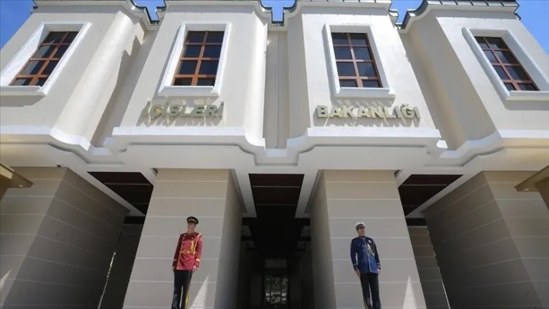 İÇİŞLERİ BAKANLIĞI, 81 İL VALİLİĞİNE  “TAM KAPANMA TEDBİRLERİ” KONULU GENELGE GÖNDERDİ
