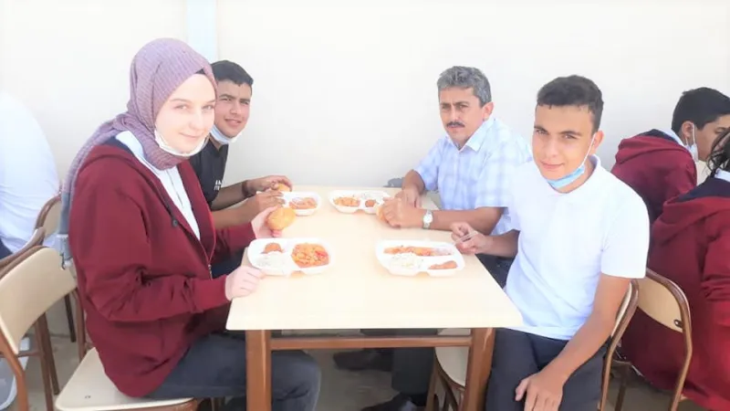 İLÇE MÜDÜRÜMÜZ ÖĞRENCİLERİMİZ İLE YEMEKTE BULUŞTU