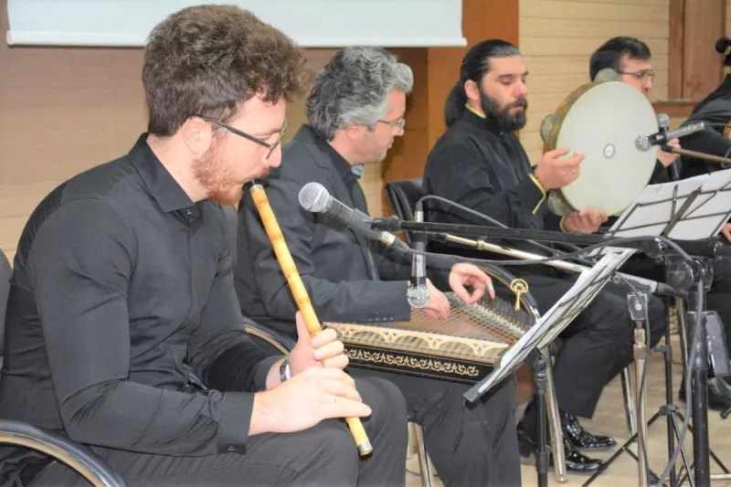 ÇUMRA’DA ‘MUSİKİ VE MEDENİYET’ PROGRAMI DÜZENLENDİ