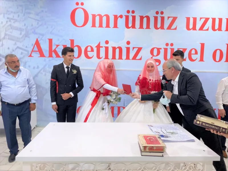 ÇUMRA’DA 2021 YILINDA  602 ÇİFT MUTLULUĞA “EVET” DEDİ