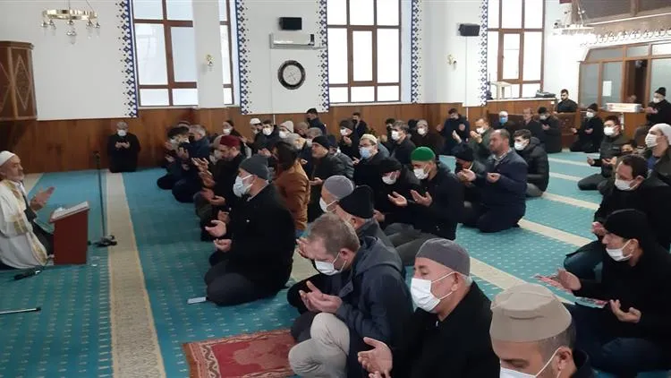 2022 YILININ İLK SABAH NAMAZI BULUŞMASI” CAMİLER DE GERÇEKLEŞTİ