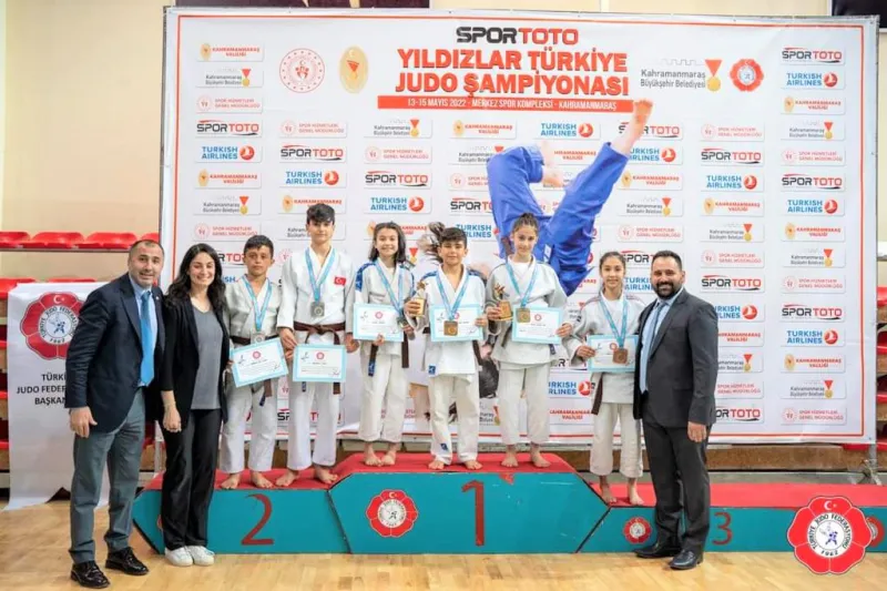 BÜYÜKŞEHİR BELEDİYESPOR JUDODA RAKİPLERİNE GÖZ AÇTIRMIYOR