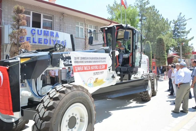 ÇUMRA BELEDİYESİ ARAÇ BÜNYESİNE YENİ GREYDER EKLEDİ