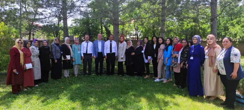 ÇUMRA HALK EĞİTİM MERKEZİNDE HAYAT BOYU ÖĞRENME HAFTASI SERGİ İLE KUTLANDI