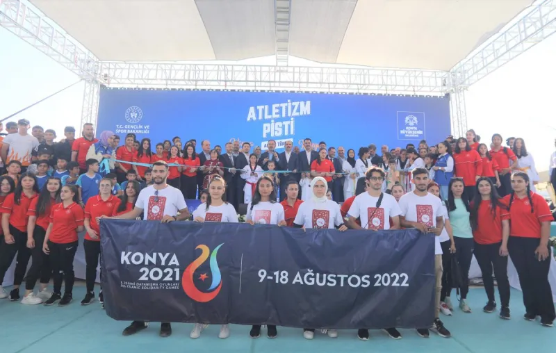 KONYA’DA İSLAMİ DAYANIŞMA OYUNLARI KAPSAMINDA DÜNYA STANDARTLARINA UYGUN ATLETİZM PİST AÇILIŞI YAPILDI
