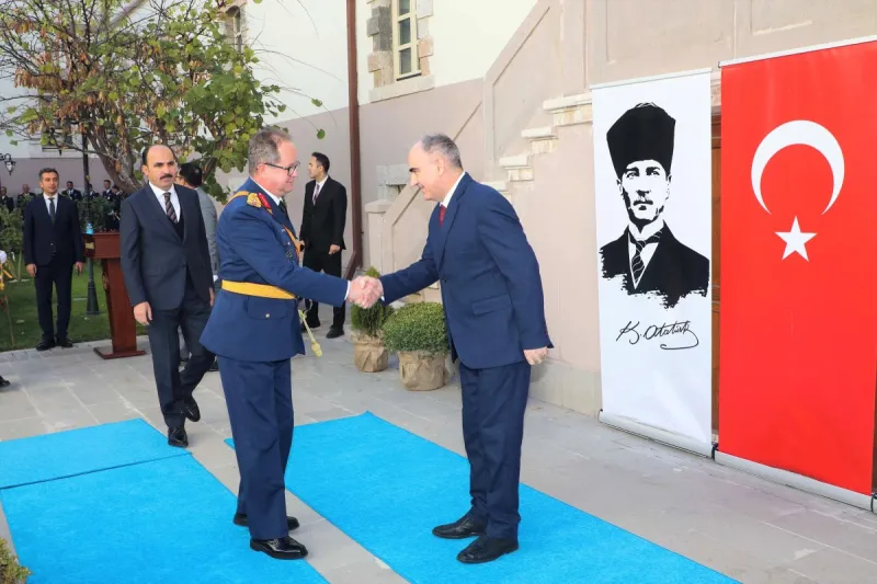 VALİ VAHDETTİN ÖZKAN’DAN 29 EKİM CUMHURİYET BAYRAMI KUTLAMA MESAJI