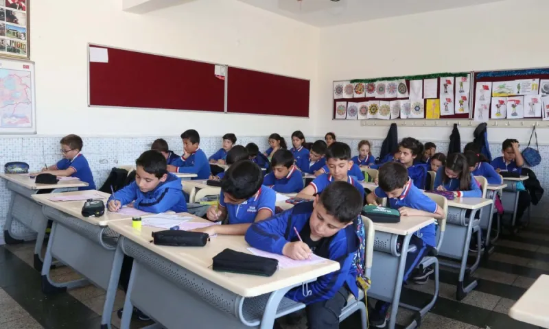MERAM’DA MEGA KAPSAMINDA 176 OKULDA SINAV YAPILDI