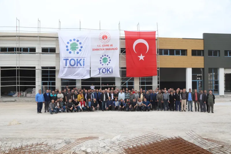 ESKİ SANAYİ VE KARATAY SANAYİ ESNAFI YAPIMI SÜREN YENİ SANAYİ SİTESİNİ İNCELEDİ