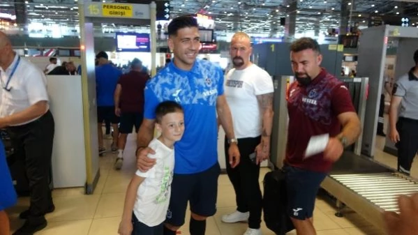 Trabzonspor, Galatasaray maçı için İstanbul'a gitti