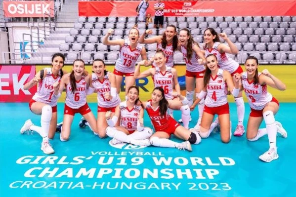 19 Yaş Altı Kız Voleybol Milli Takımı Almanya'yı mağlup etti