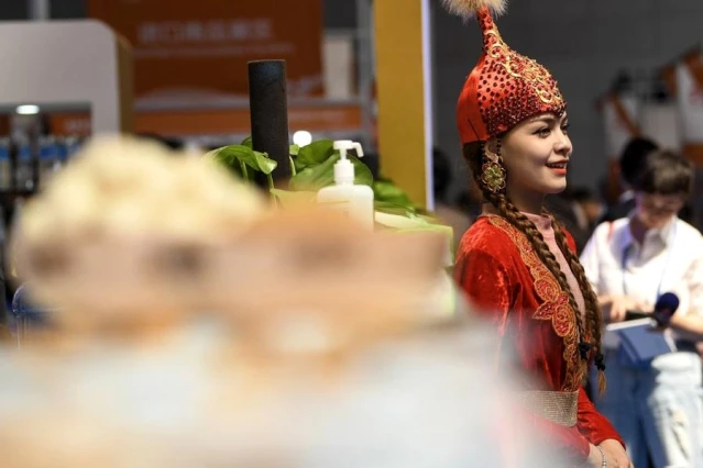 2023 (Çin) Avrasya Emtia ve Ticaret Fuarı Urumqi'de Açıldı