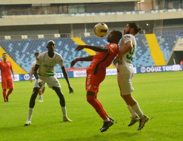 Adanaspor, Şanlıurfaspor'a 2-1 mağlup oldu