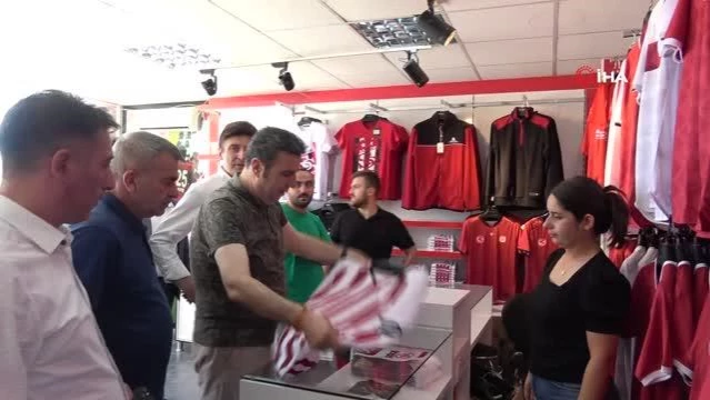 Ahi teşkilatından Sivasspor'a formalı destek