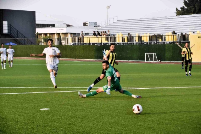 Aliağaspor FK, Manisa FK U-19'u 4-1 mağlup etti