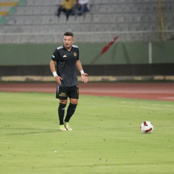 Altay, Şanlıurfaspor'a mağlup olarak sezonu kötü başladı