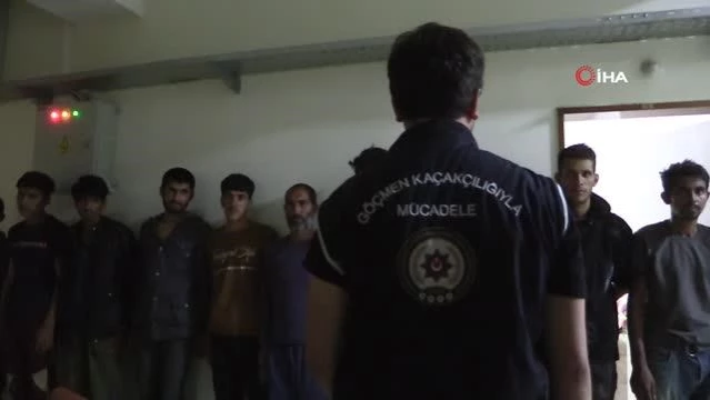 Amasya'da tırda 70 kaçak göçmen yakalandı