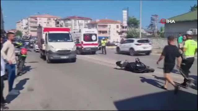 Aracıyla motosikletli sürücüye çarpıp kaçtı