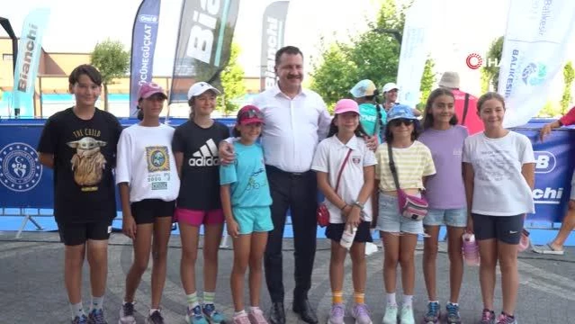 Avrupa Triatlon Şampiyonası Balıkesir'de Gerçekleştirildi
