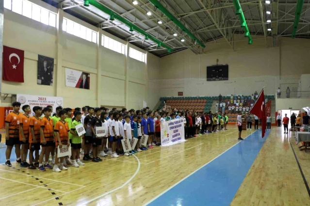 Aydın, Badmintonun Heyecan Verici Finallerine Ev Sahipliği Yapıyor