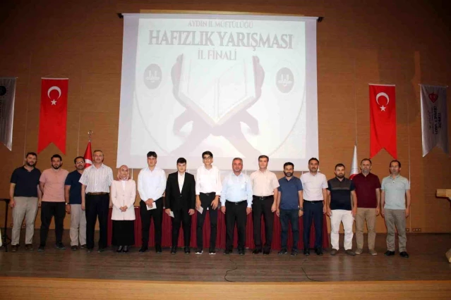 Aydın'da Hafızlık Yarışmasında İl Birincisi Arda Şengül