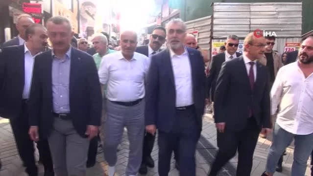 Bakan Işıkhan Kocaeli'de esnafla bir araya geldi