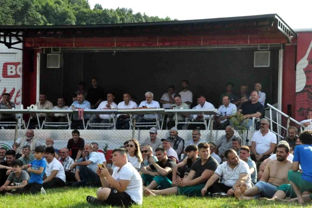 Bolu Mudurnu'da Yayla Bayramı renkli görüntülere sahne oldu