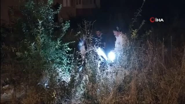 Çatıdan ateş açarak bir kişiyi ağır yaraladı