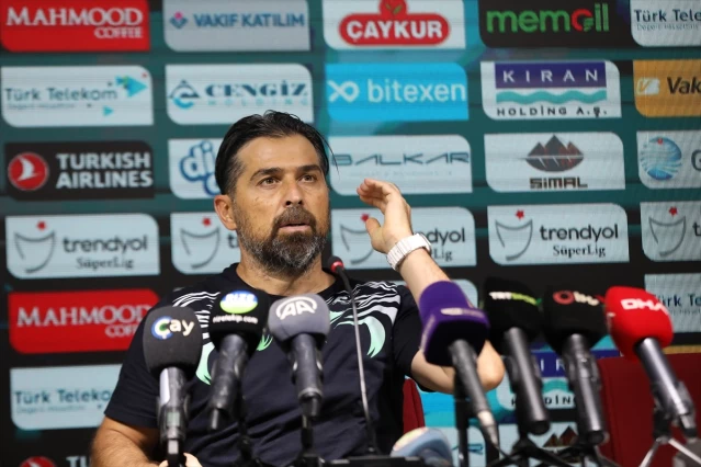 Çaykur Rizespor Teknik Direktörü İlhan Palut: 'Üretmeliydik'